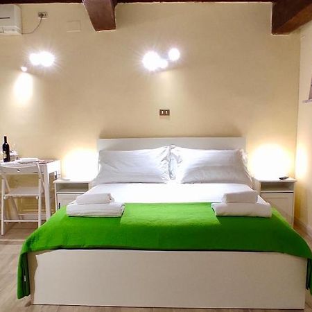 Appartamento Mughetto Florenz Exterior foto